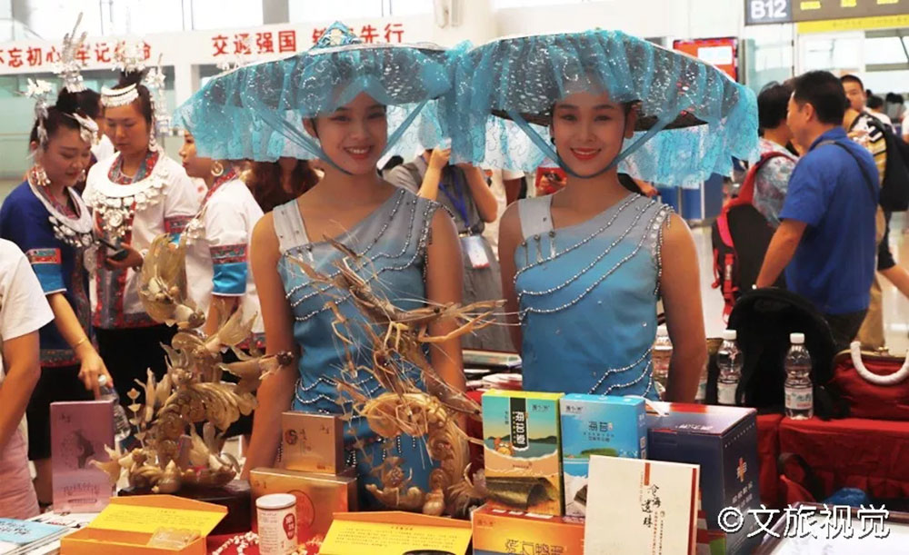 搭乘首發(fā)高鐵，海真珠珍珠粉抵達東方明珠